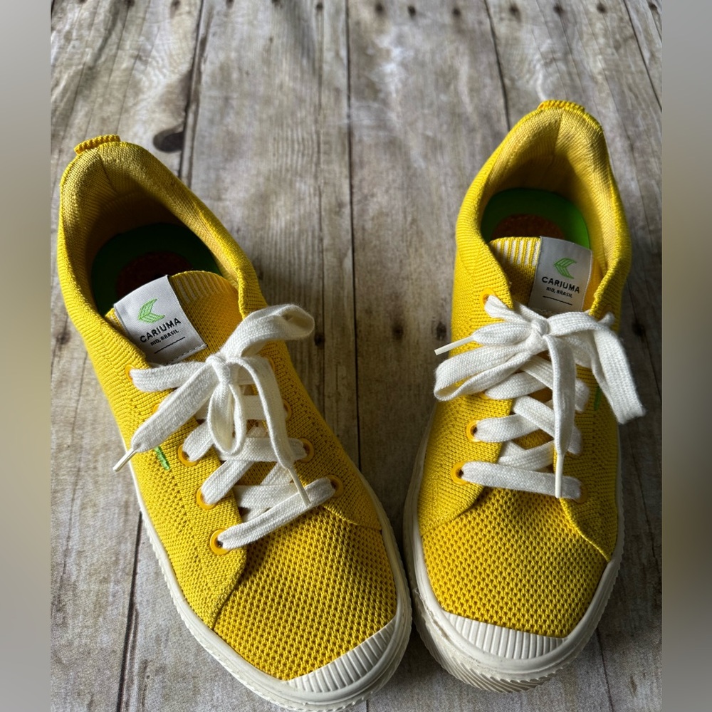 Cariuma IBI low knit shoes US women’s 6